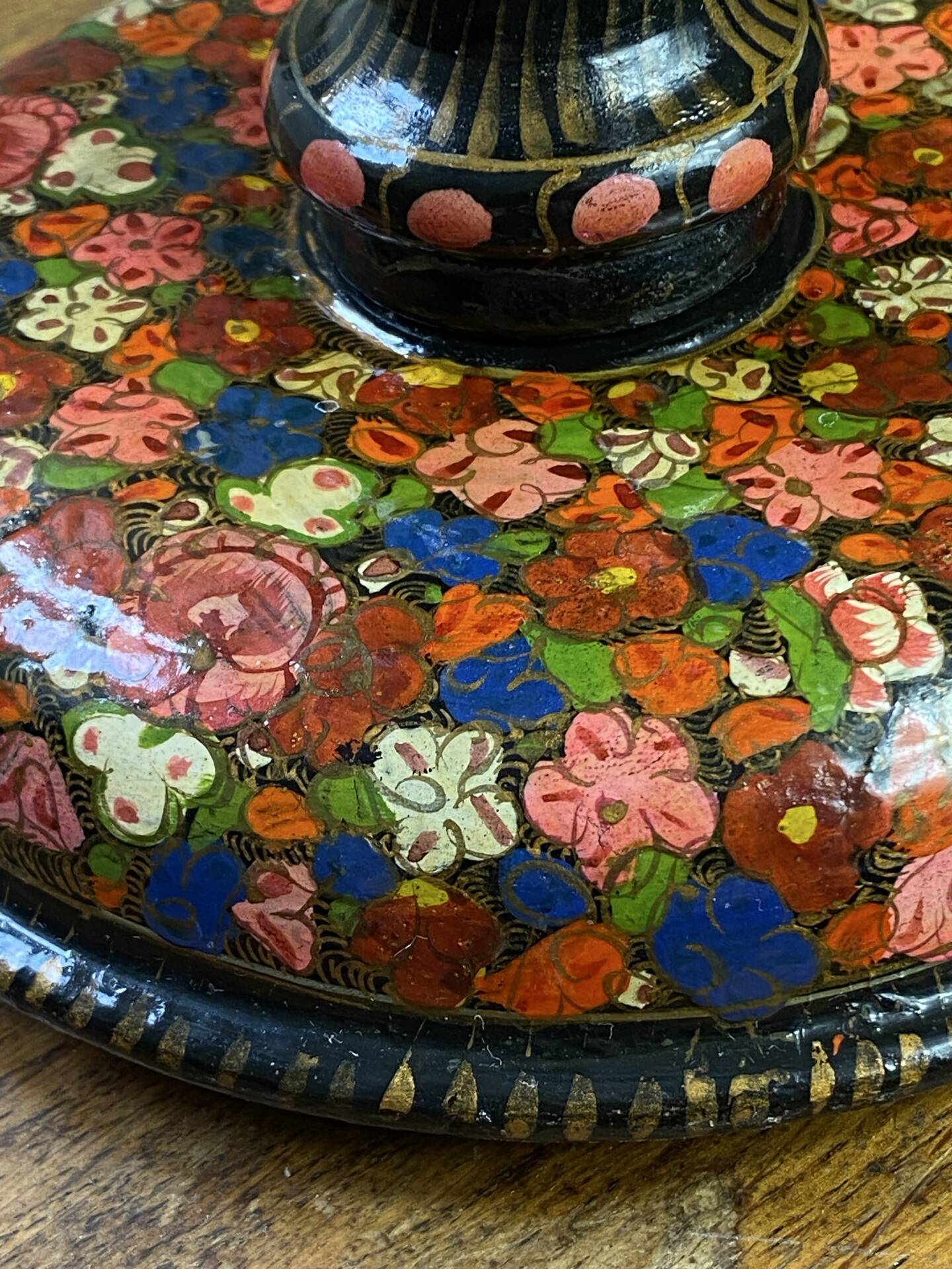 Kashmiri lamp base