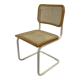 Chaise Cesca modèle b32 en blanc et bois par Marcel Breuer