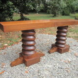 Pair of bedside tables press screws