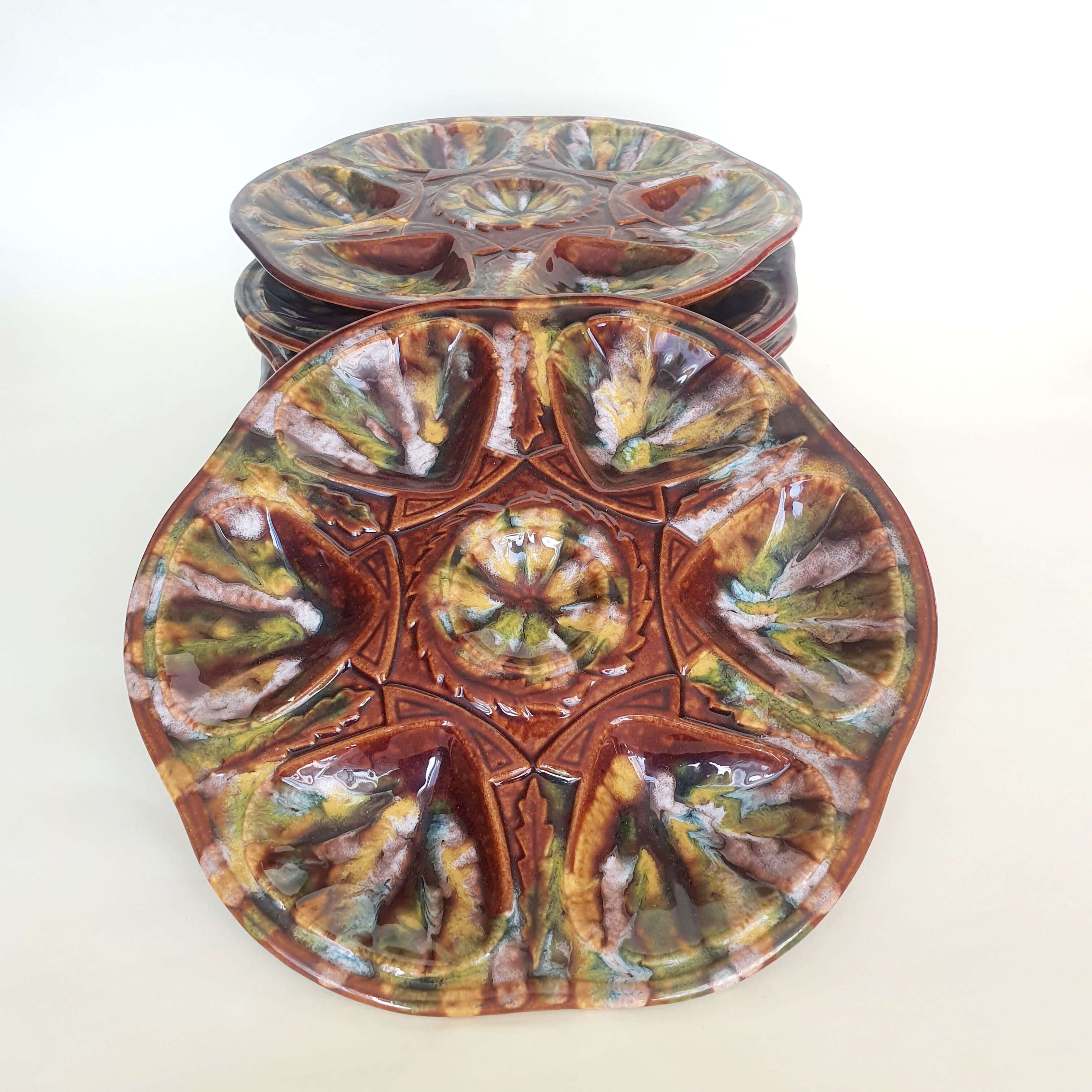 Ensemble de 6 assiettes barbotine coquilles saint jacques