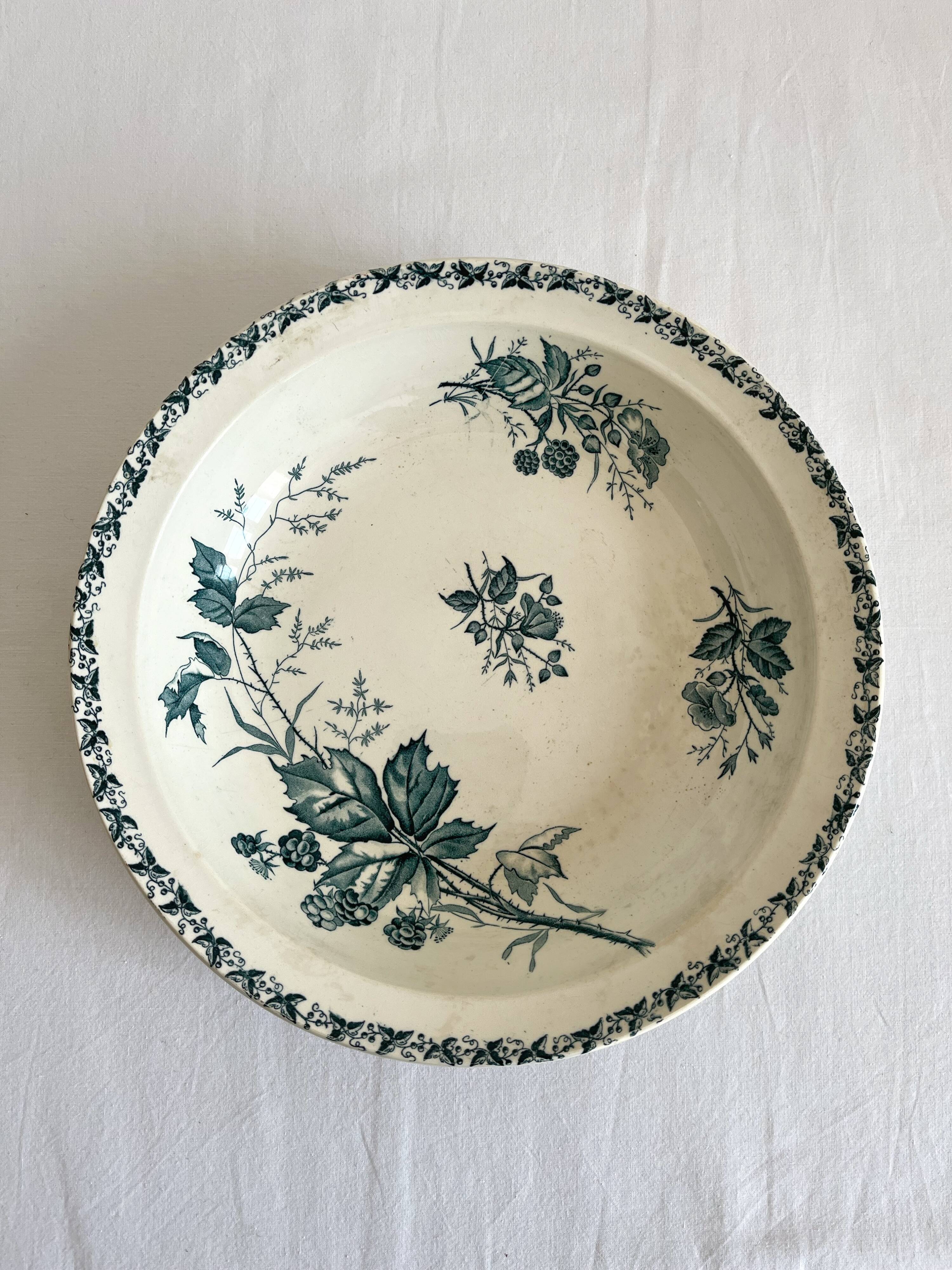 Deep ironstone dish, Mûre, Badonviller, circa 1900