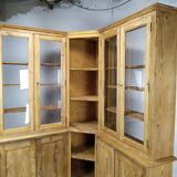 Bistro corner bookcase