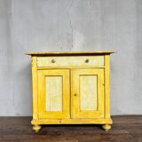 Yellow parisian buffet