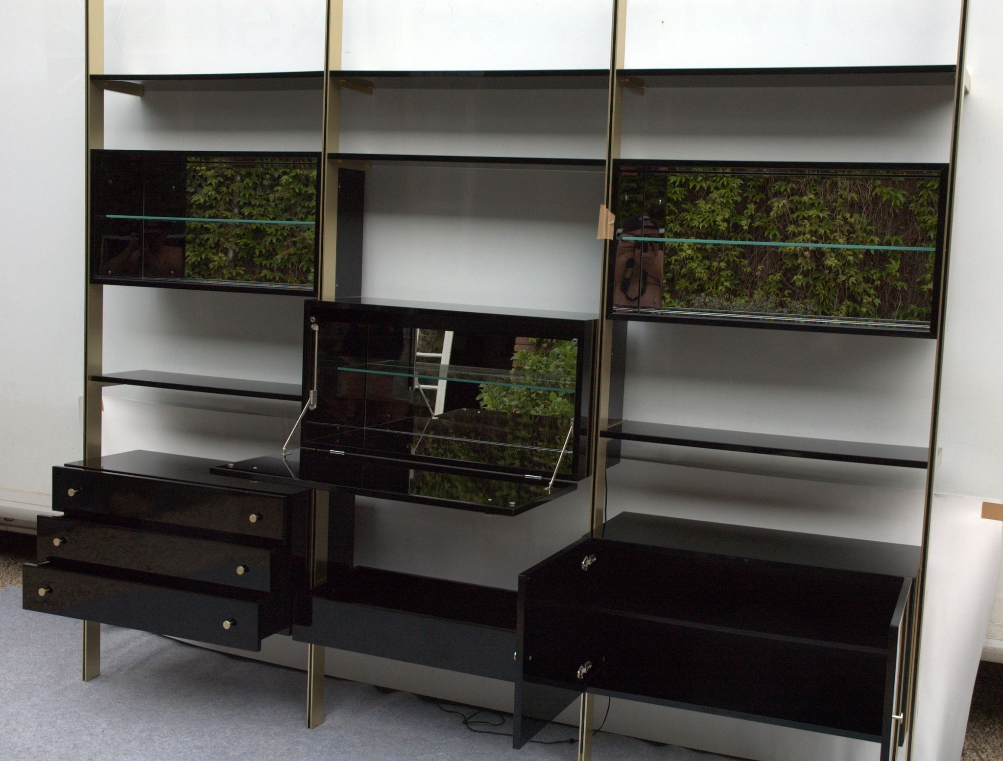 Library shelves in lacquer and brass by Roche Bobois 1970 s