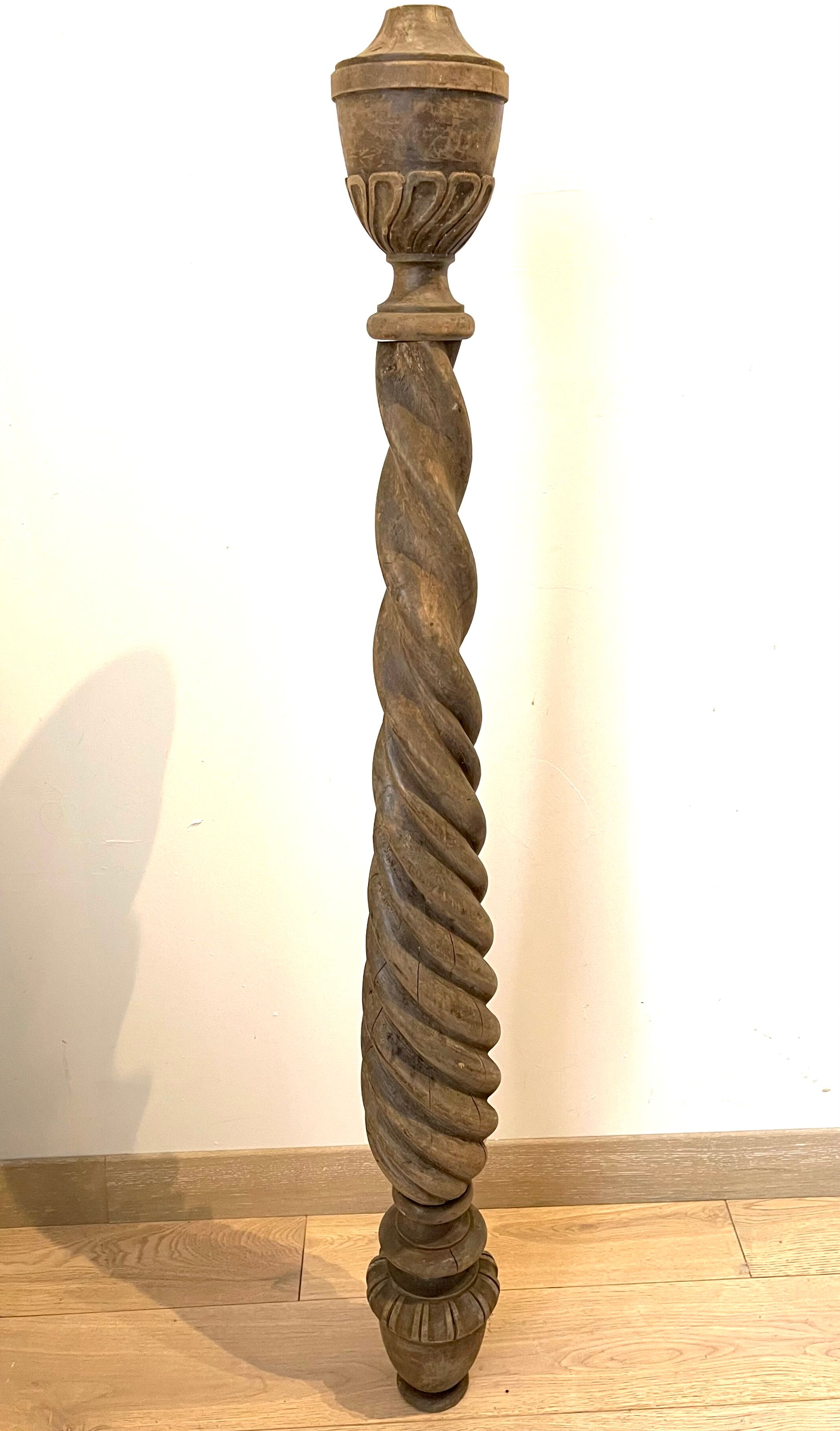 Carved wooden column 123 cm from the xix