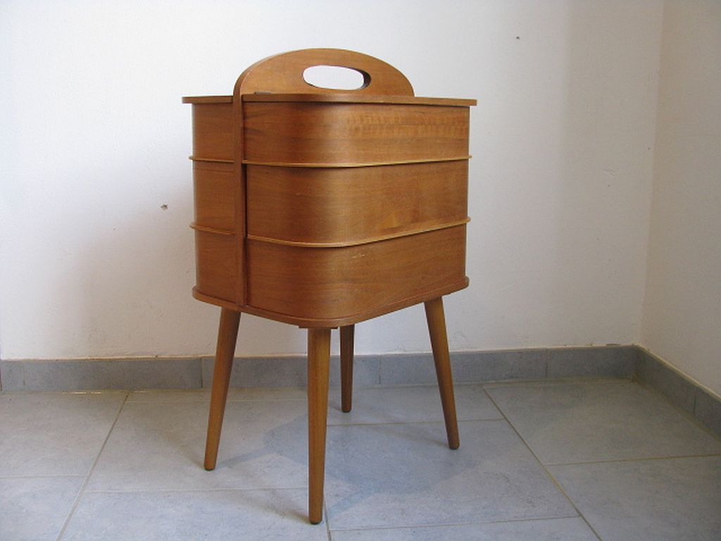 Travailleuse en teck asystent 1960/70s
