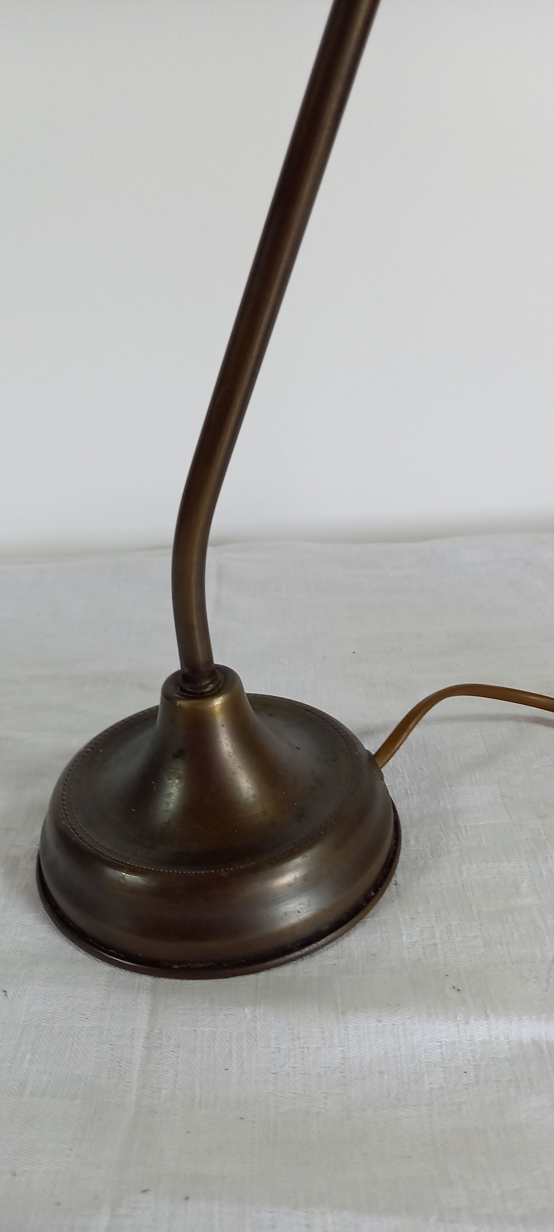 Vintage "tulip" lamp