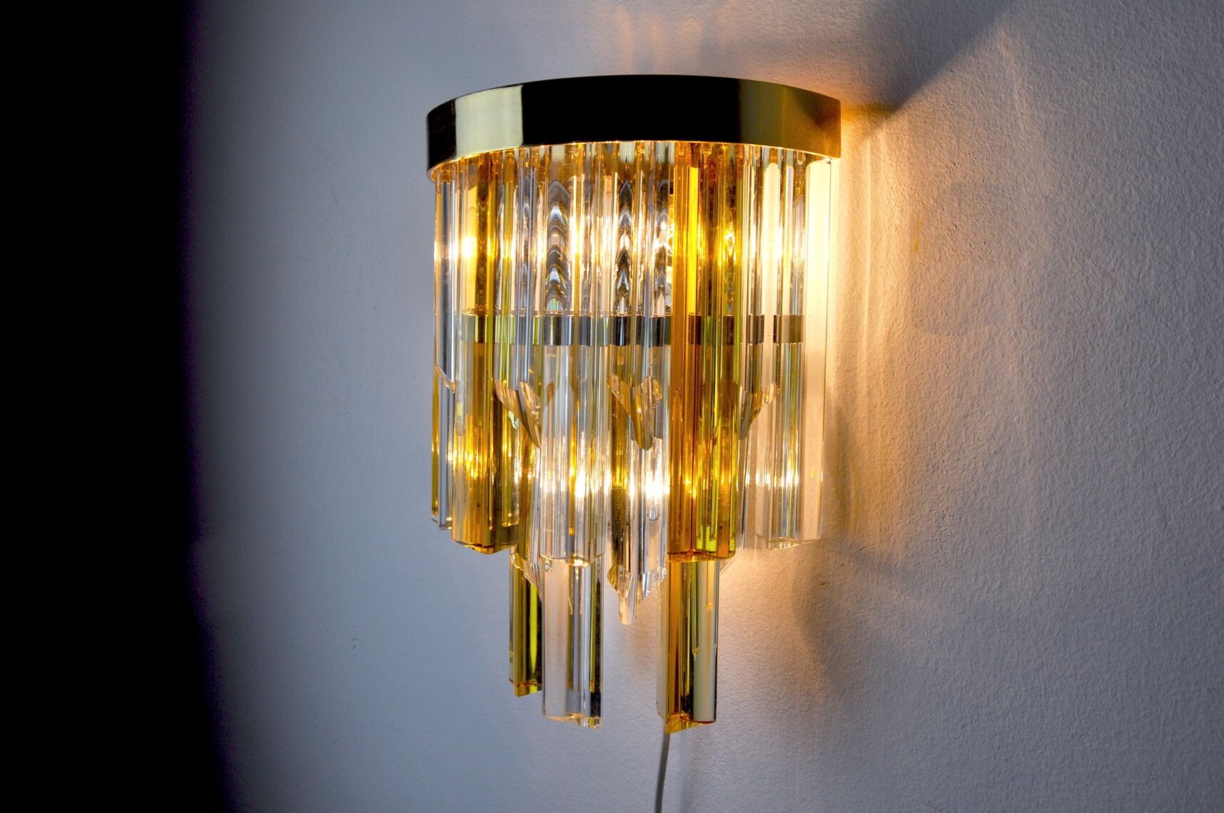 Sconce bicolore Italy 1970
