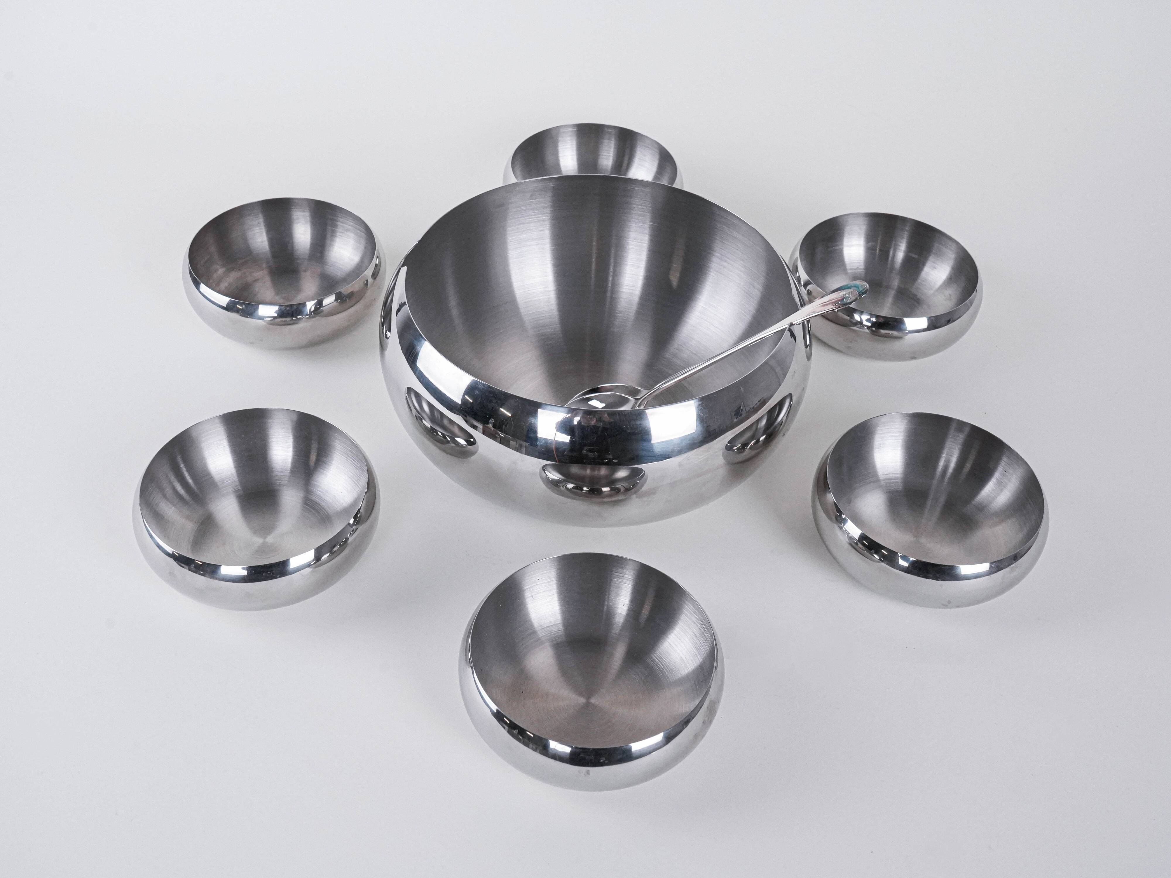 Set of stainless steel bowls, Italian design, 1980s, made in Italy