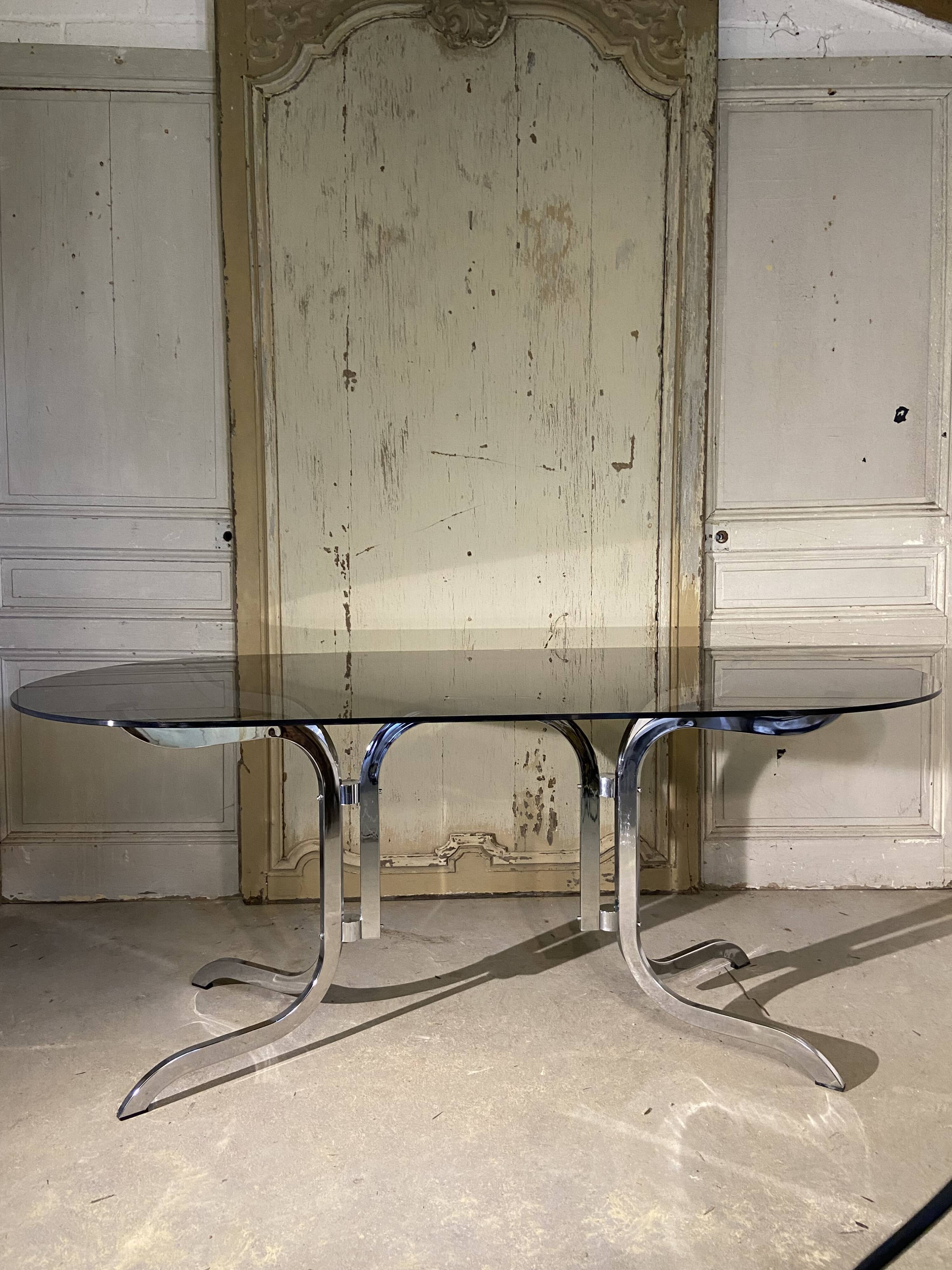 Design dining table year 70 in chrome and smoked glass