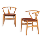 2 Wegner model Y chairs in beech
