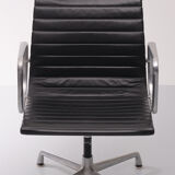 Leather Arm Chair Charles and Ray Eames Model EA108
