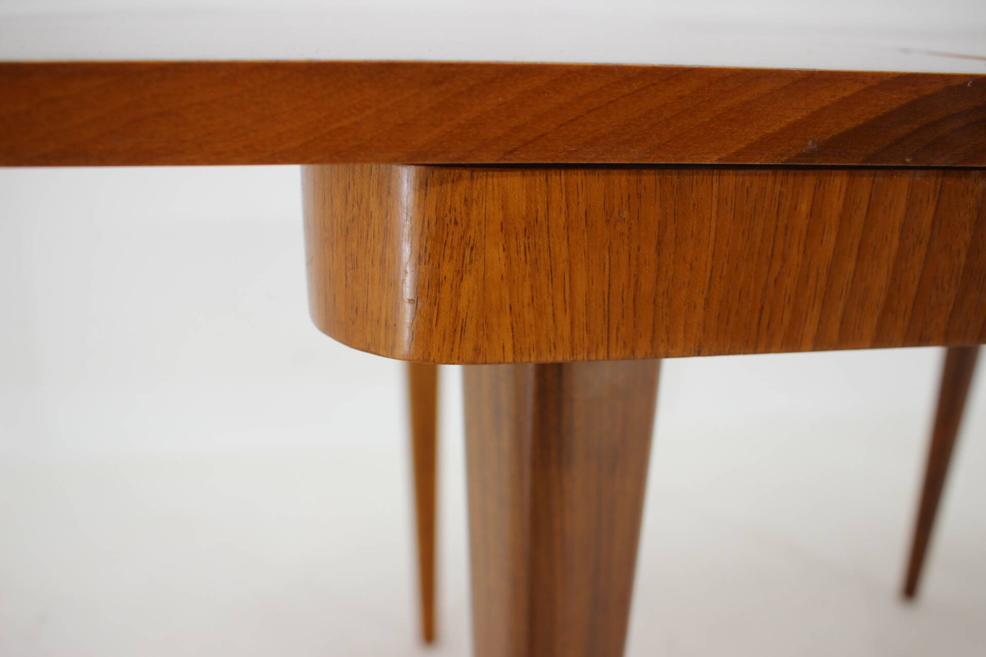 1940s Jindrich Halabala Extendable Dining Table in Walnut, Czechoslovakia