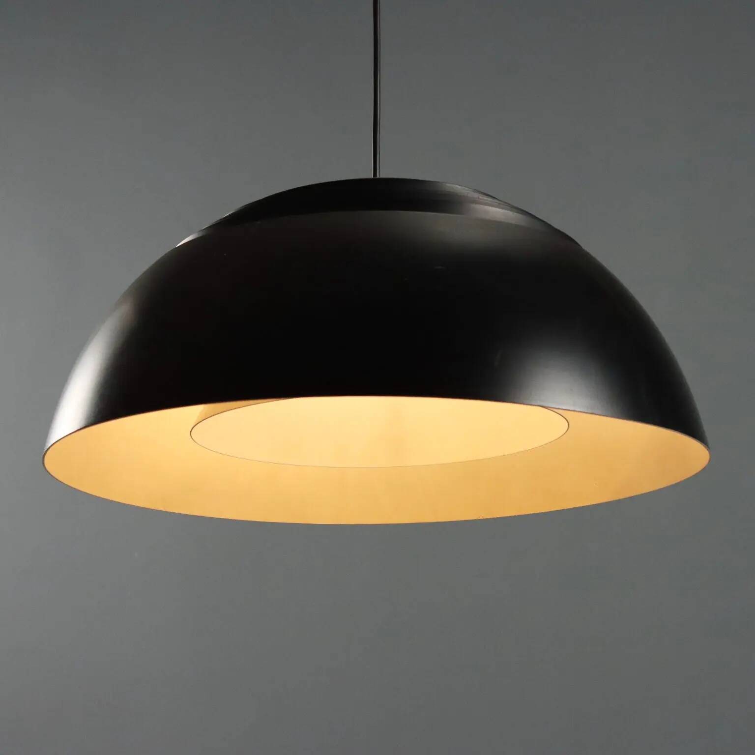 Suspension AJ-Pendel Louis Poulsen, vintage design by Arne Jacobsen, 1990s.