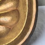 Basin, hammered copper shell hand basin