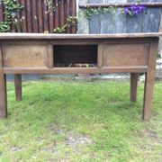 Table de ferme à panneaux à pieds fuseaux en chêne. ( dite table de laiterie )