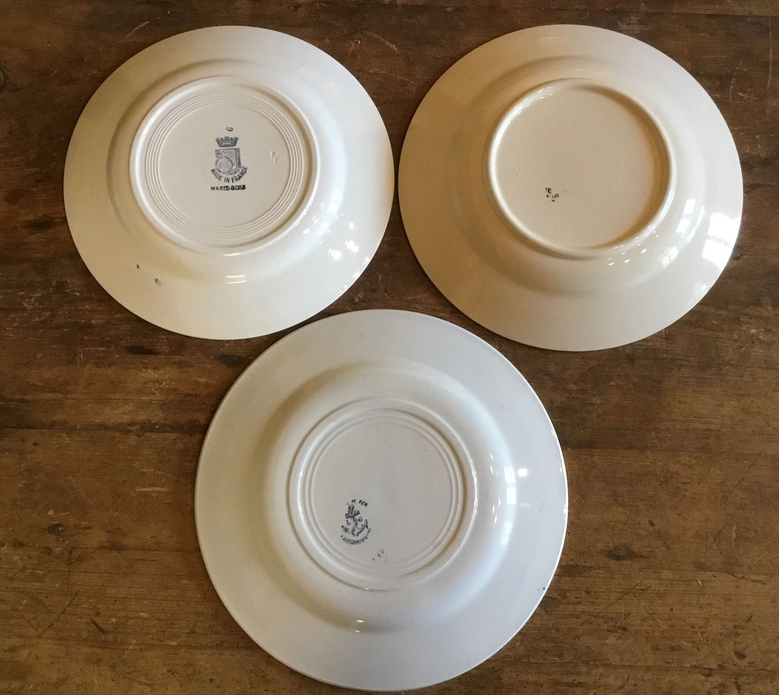 Suite de 3 assiettes Terre de Fer