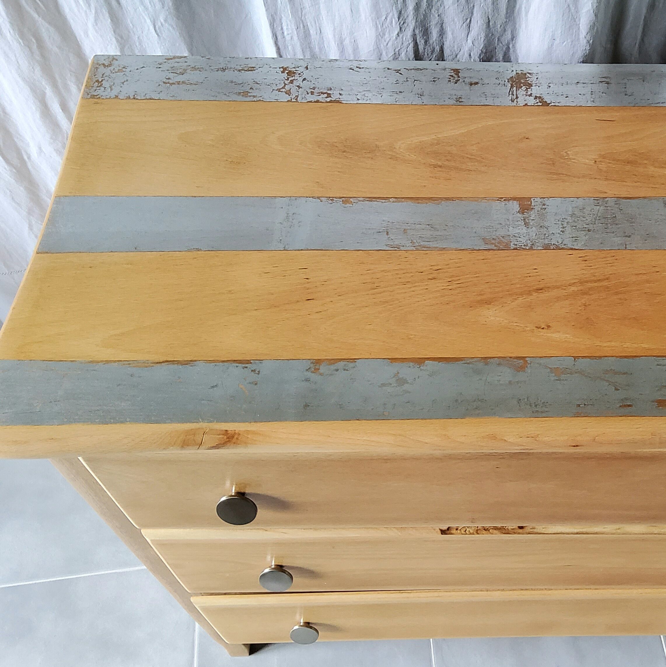 Commode vintage