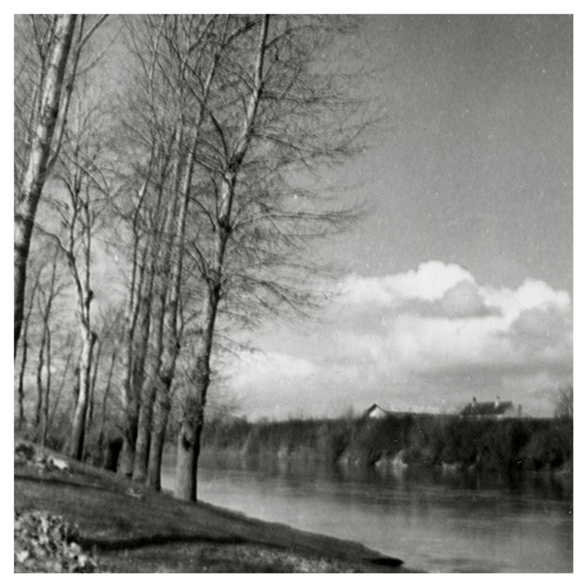 Paysage hivernal, bord de rivière