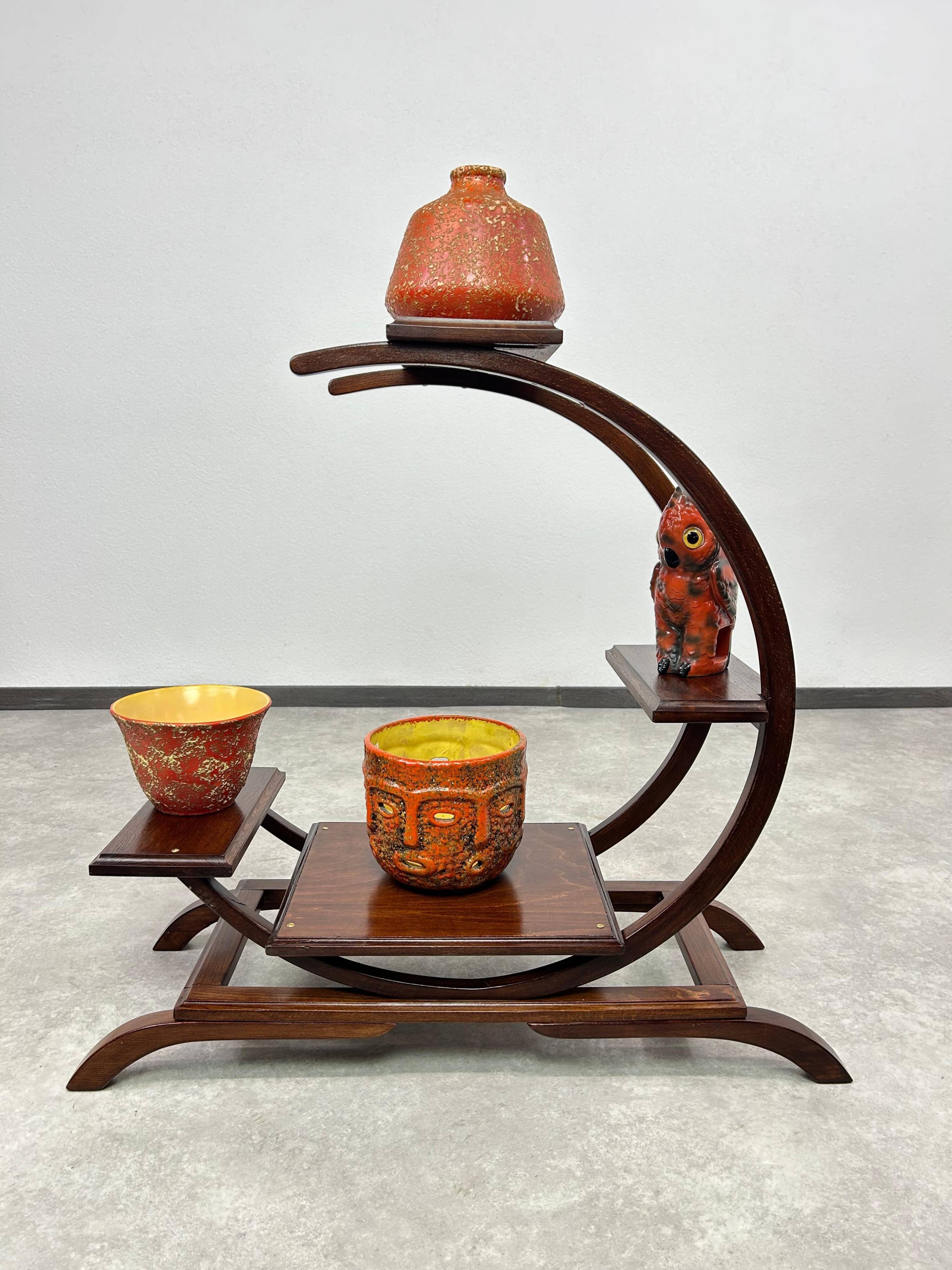 Art Deco C-shaped cache-pot