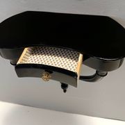 Paire de consoles murales, chevets en hêtre noir attribuées à Ulrich