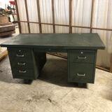 Strafor green industrial desk