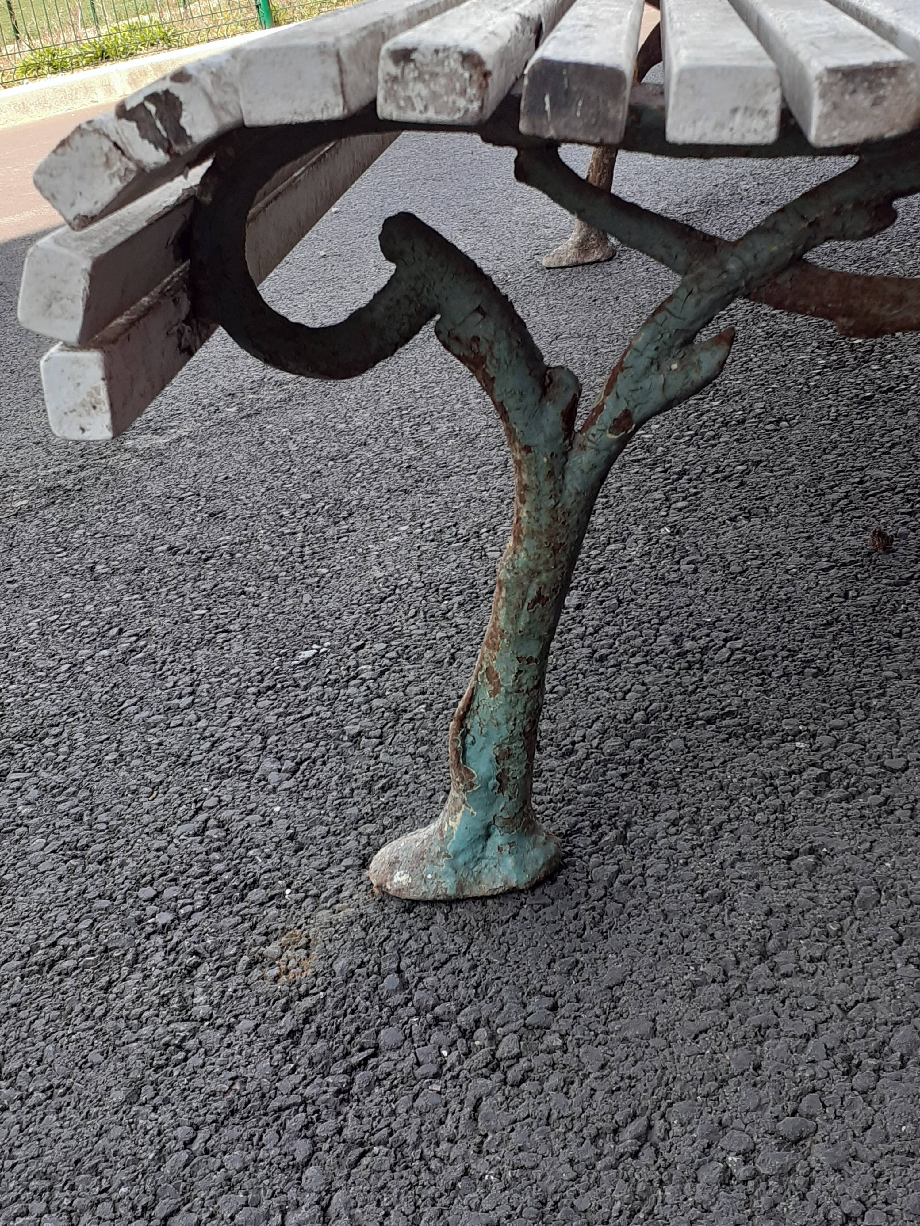 Banc de jardin avec pieds en  fonte