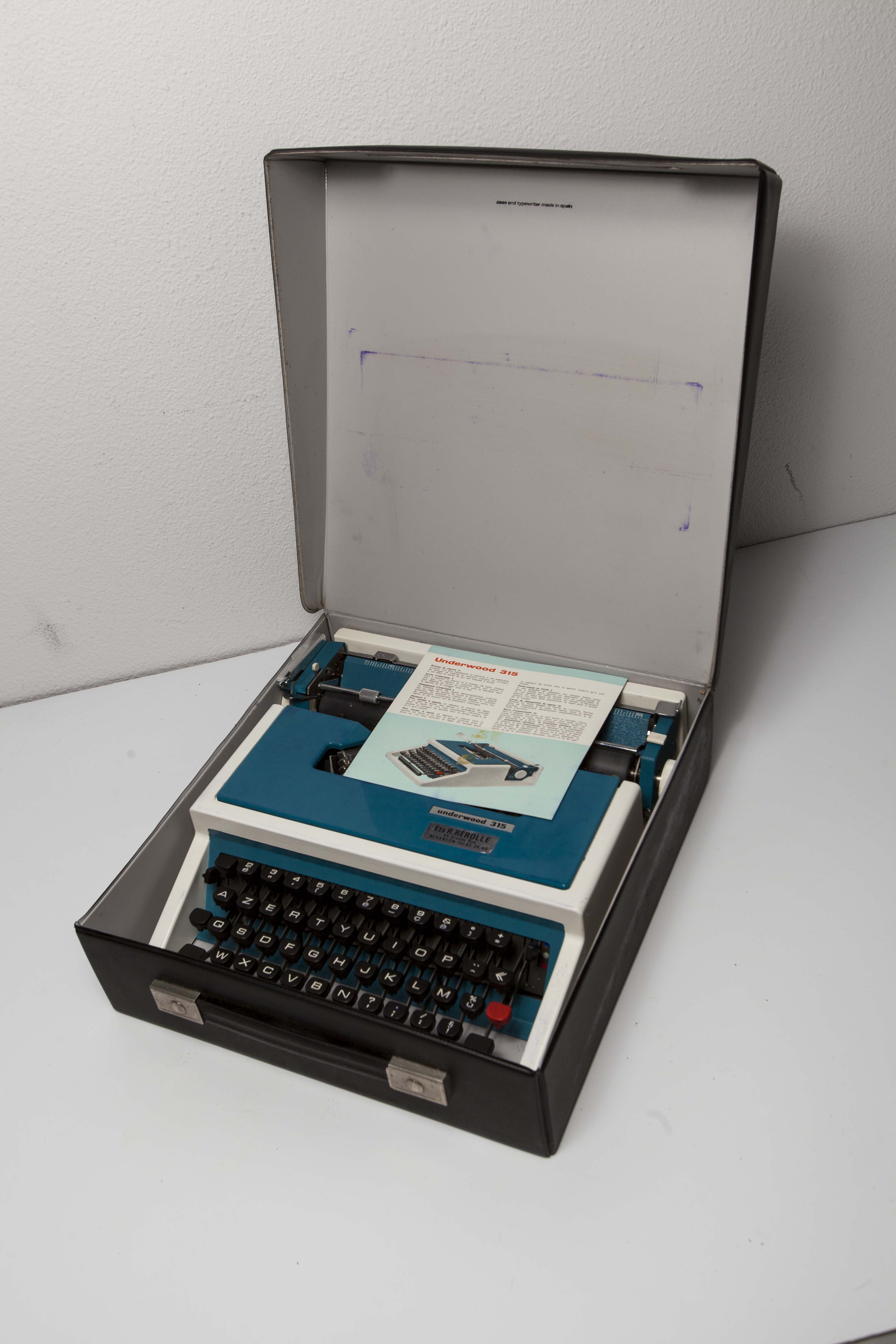 Blue Underwood 315 portable typewriter