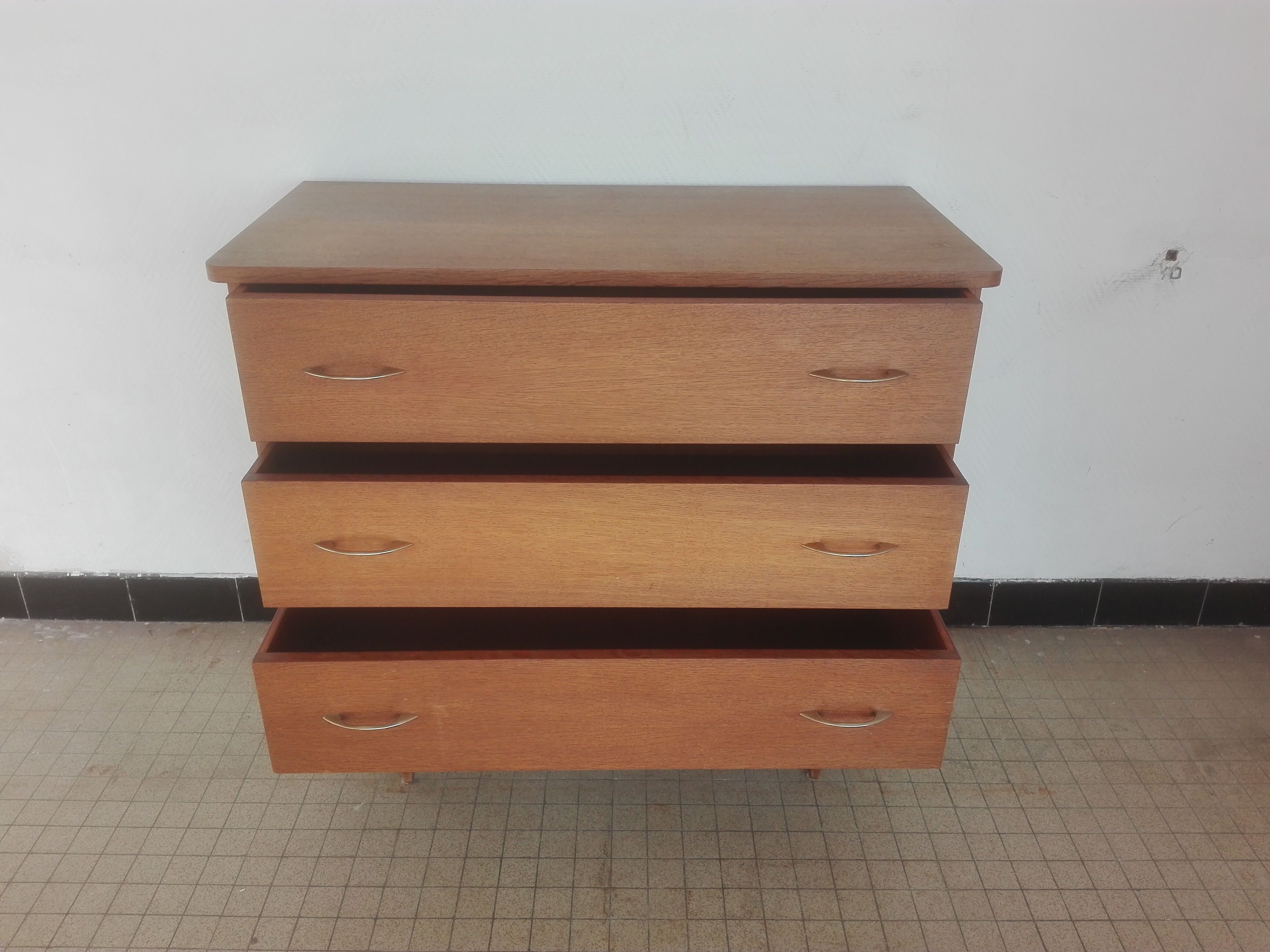 Vintage 50s commodity