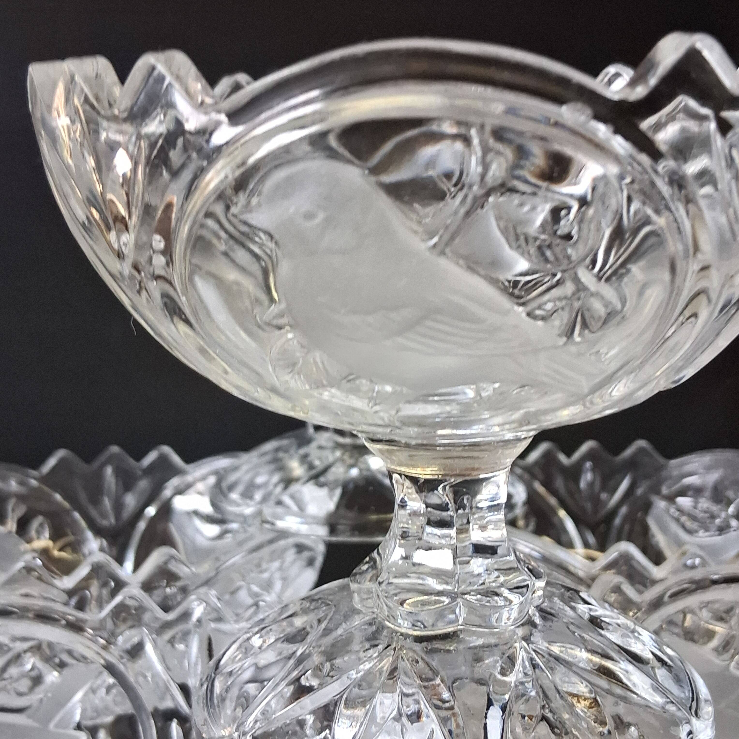 6 glass ice cream bowls in very good condition