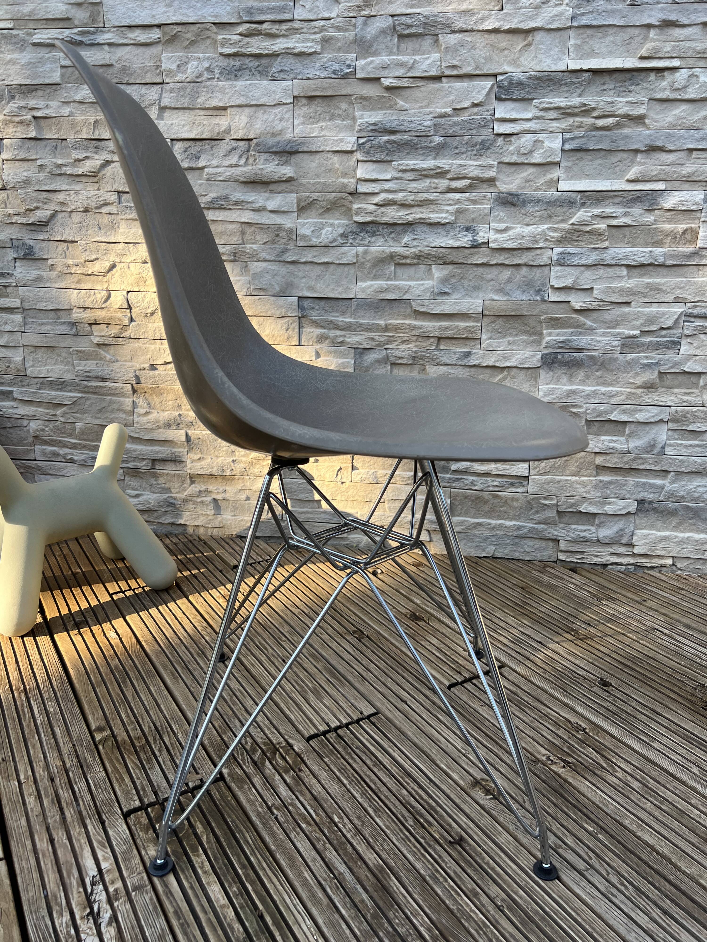 DSR EAMES HERMAN MILLER MOBILIER INTERNATIONAL VITRA