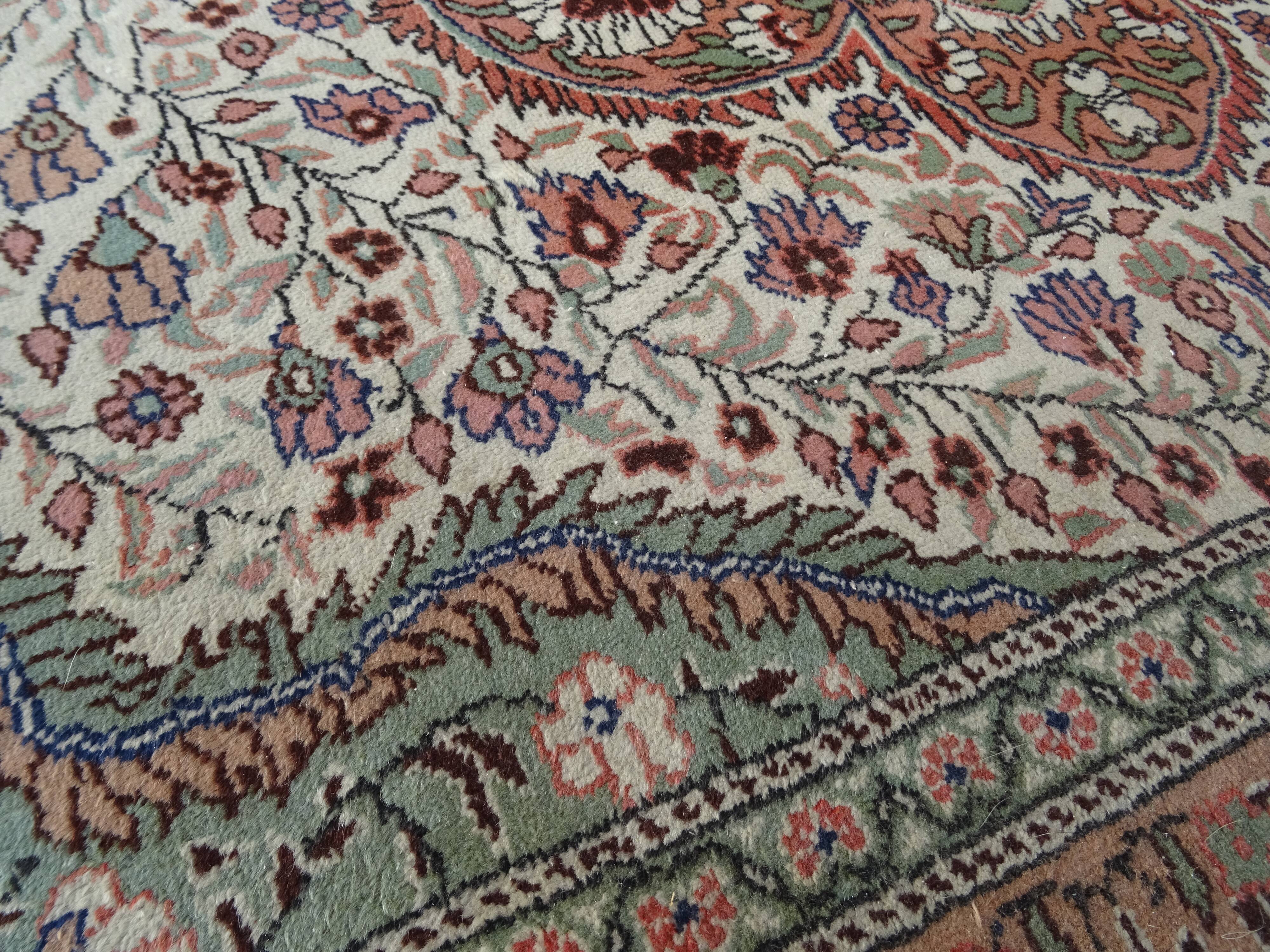 Vintage Handmade Oriental Rug 303 X 198