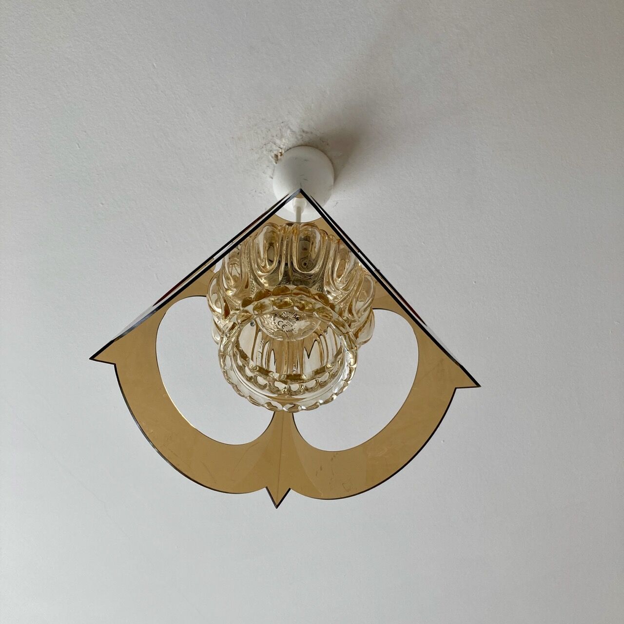 Plexi chandelier and glass