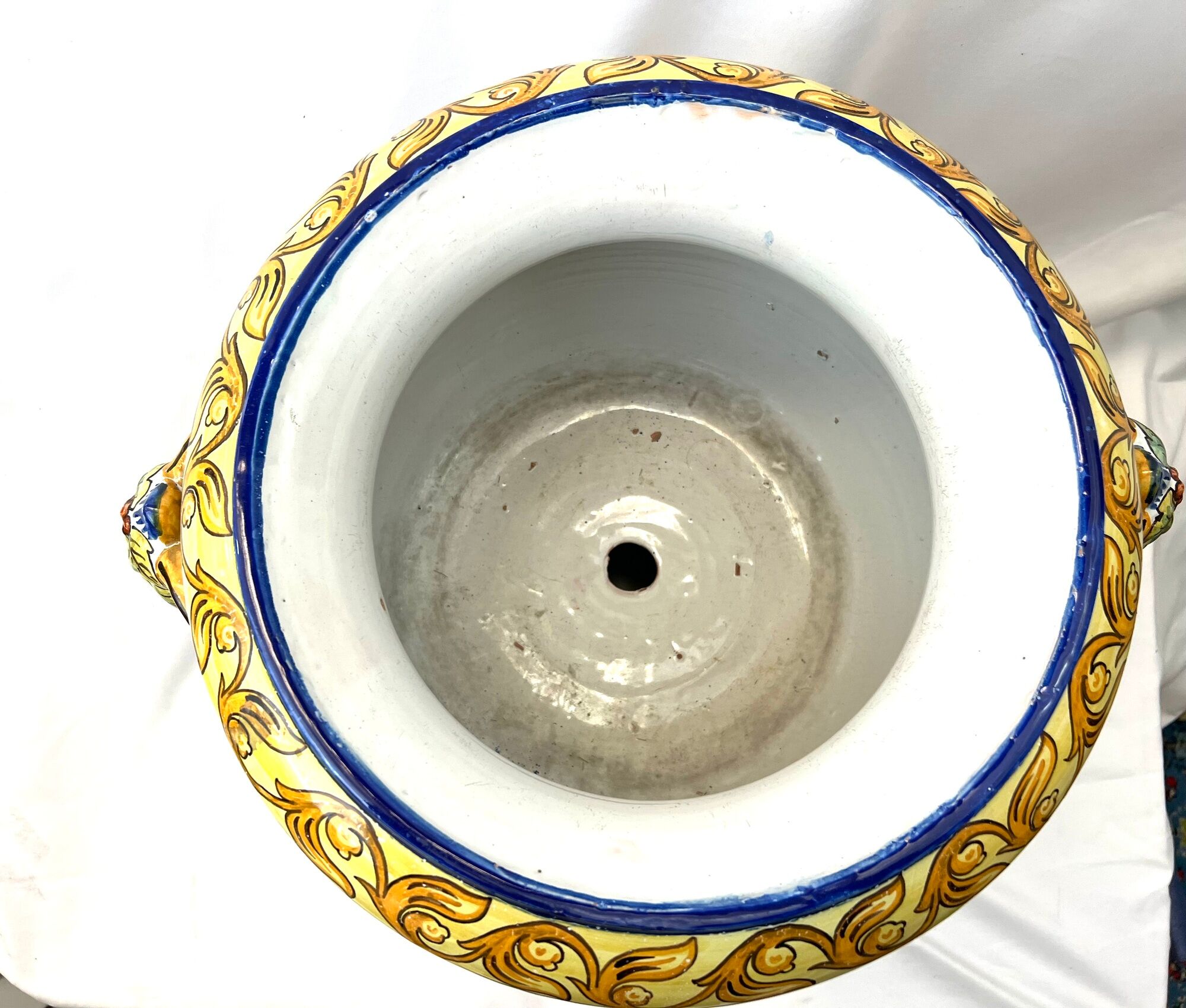 Medici garden vase in faience of Nevers signed 19th century