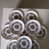 10 Gien cheese plates