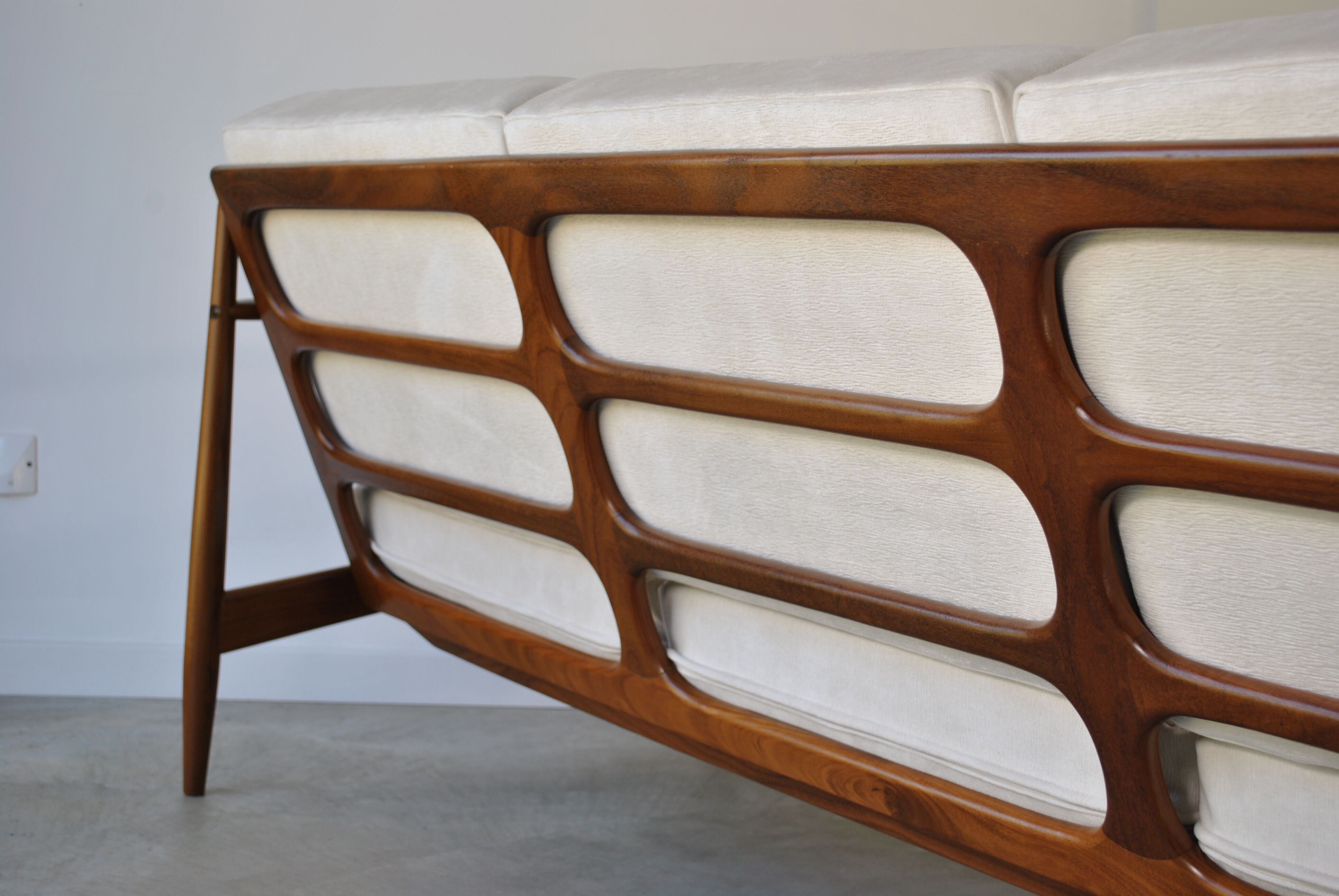 Danish scandinavian sofa distributed to Roche Bobois 1960