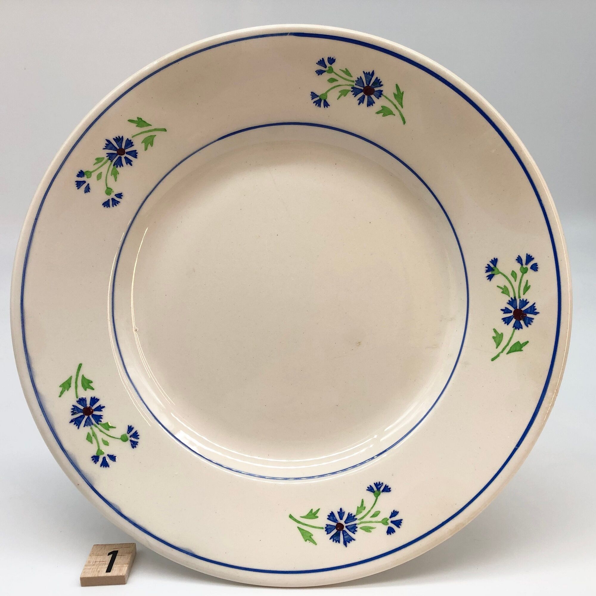 6 plates vintage niderviller model "blueberry"