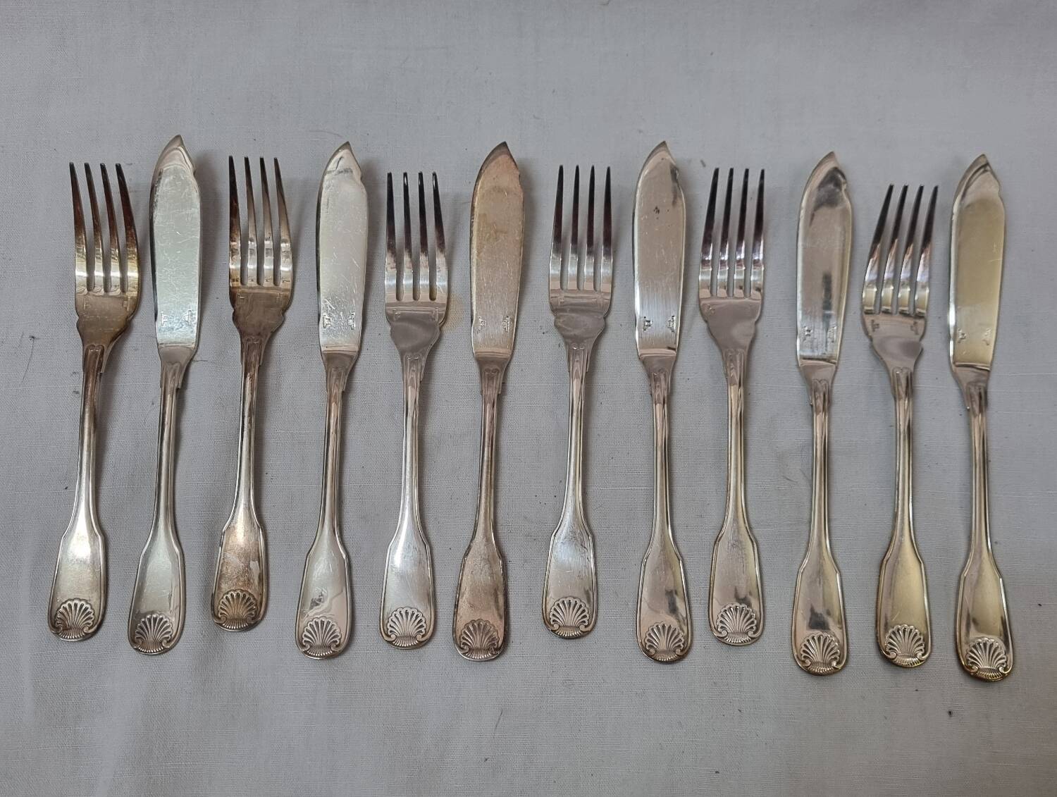 Fish cutlery, Christofle, Vendôme Coquille model