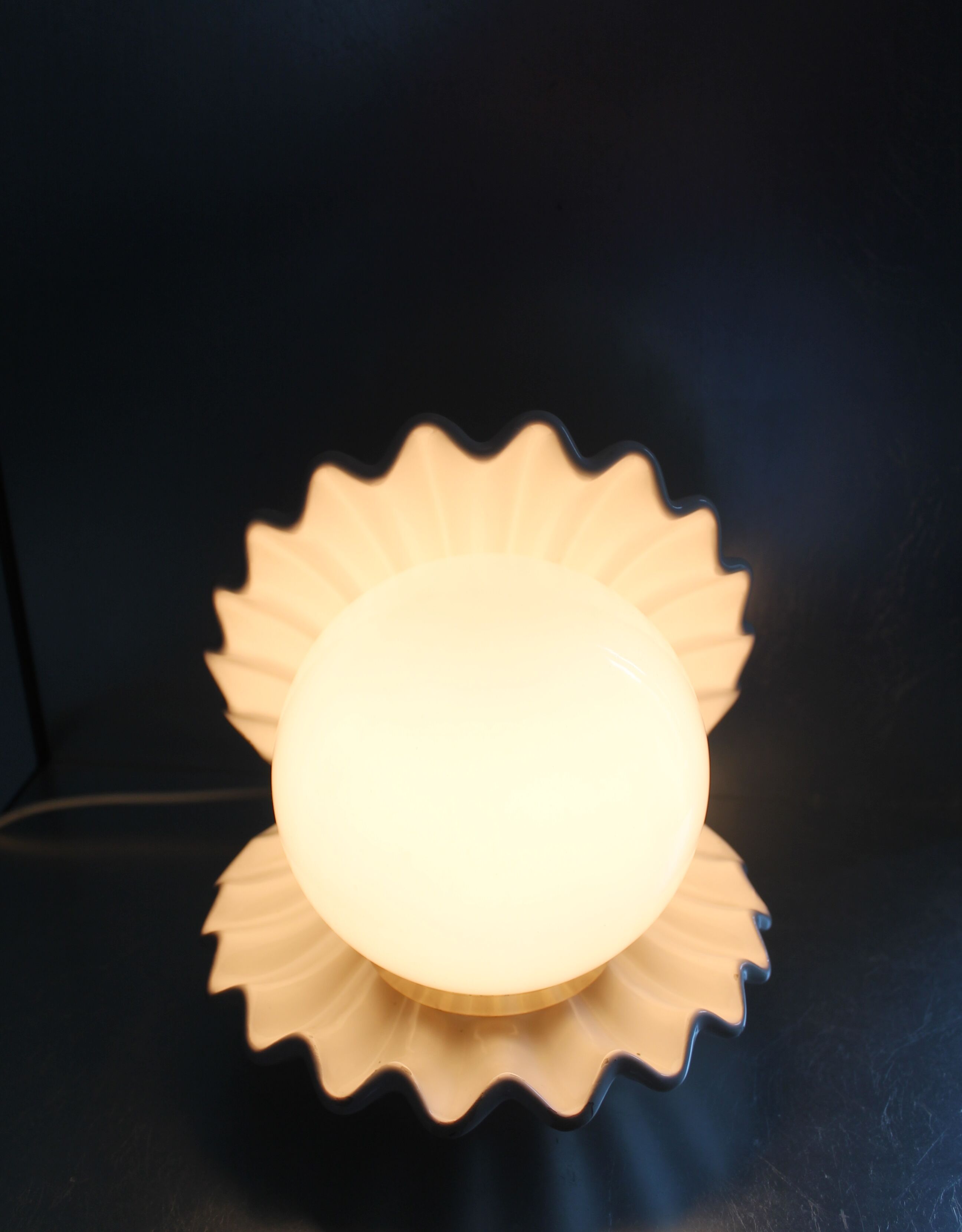 Vintage shell lamp 1980