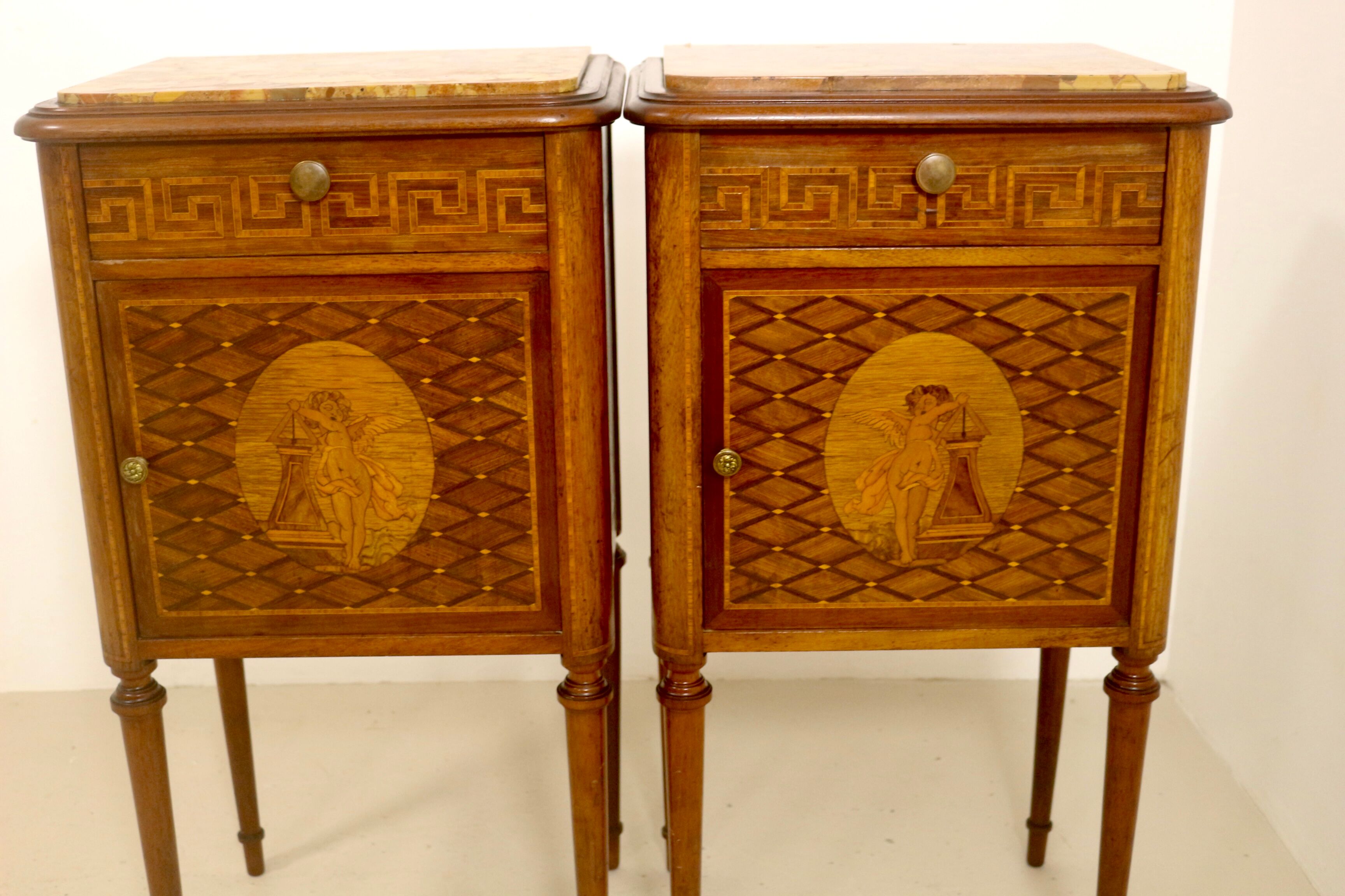 Pair of marquetry bedside tables decorated in marble façade Brèche d'Aleppo. Ref Toulouse.