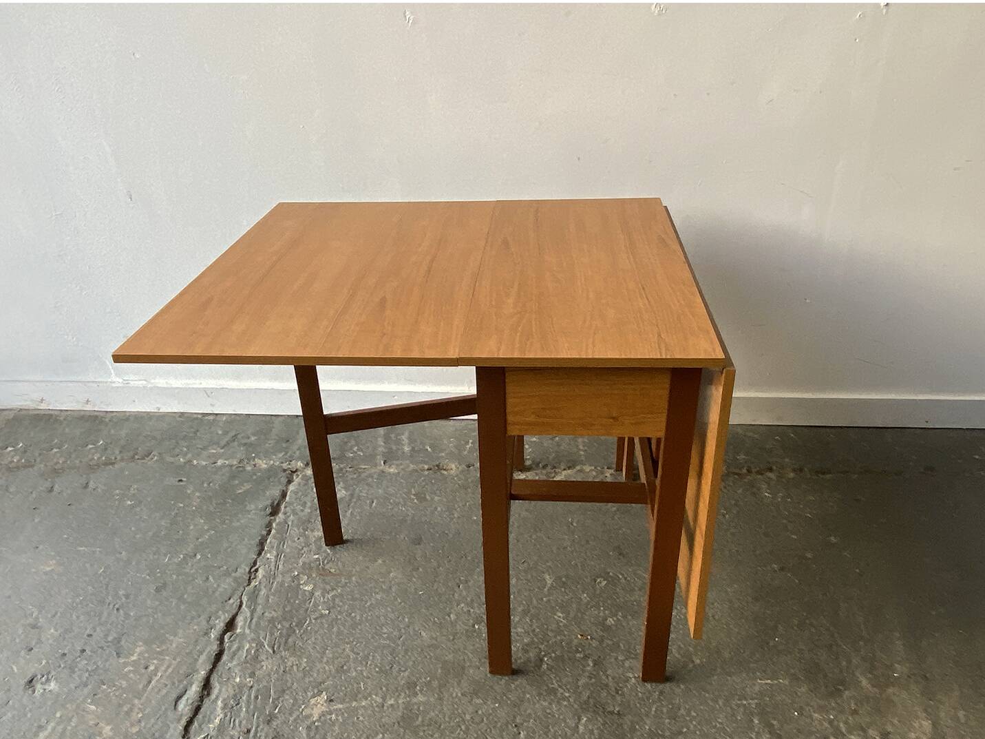 Mid-Century 1960s retro vintage large drop leaf table