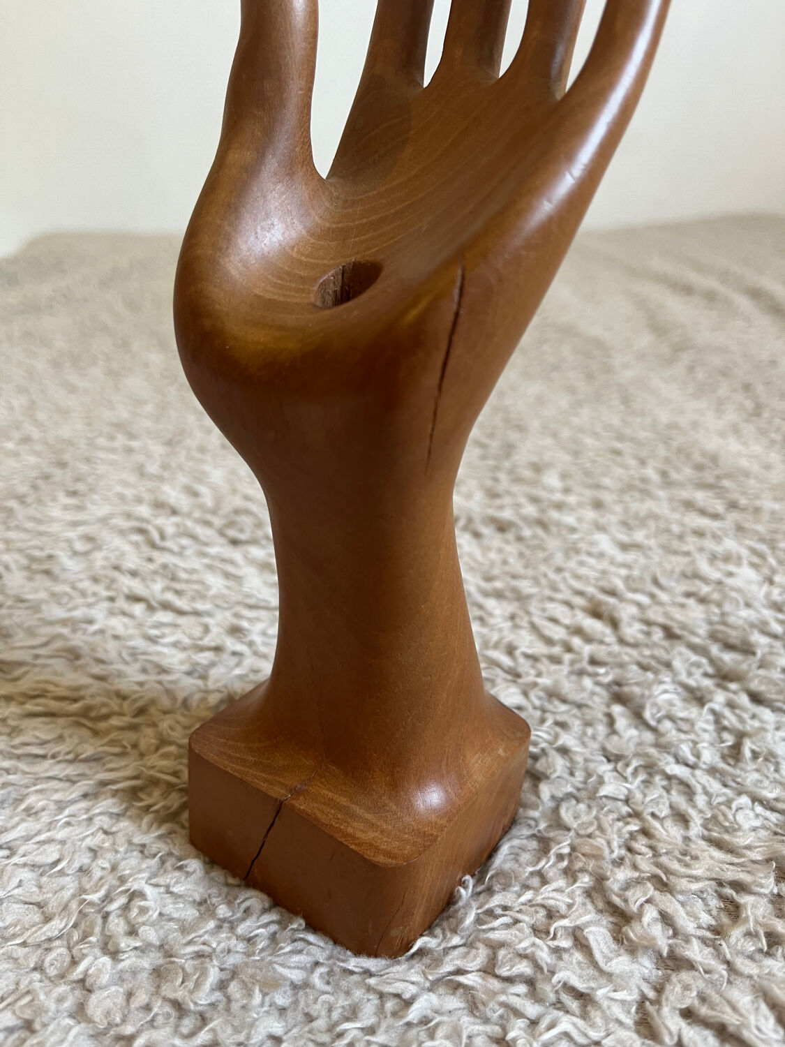 Hand Soliflore ring holder wooden jewelry holder