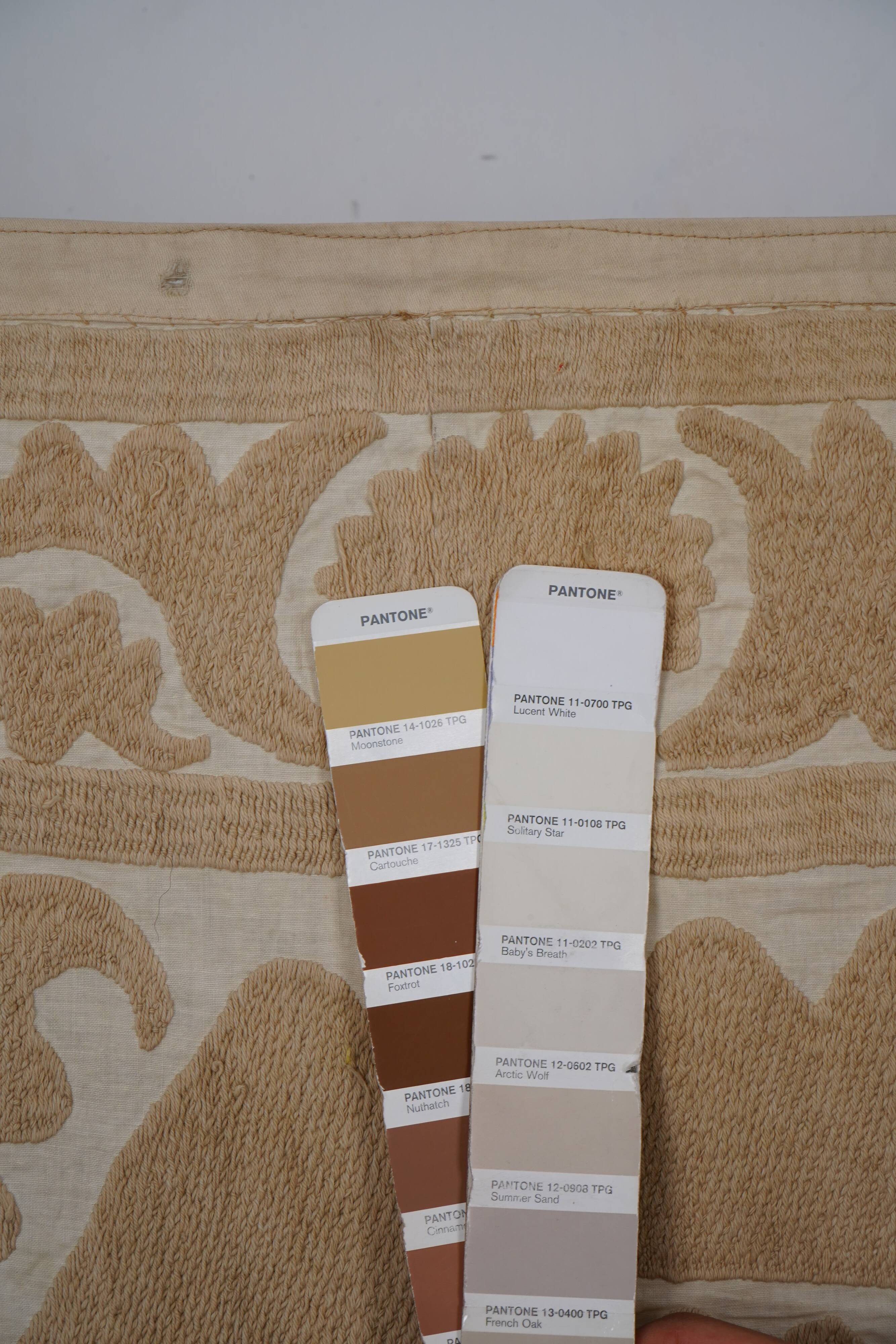 Vintage Turkish hand-knotted rug 141x146 cm