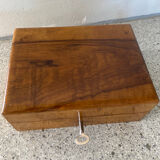 Coffret en loupe d’orme
