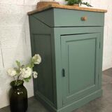 Old jam or extra furniture