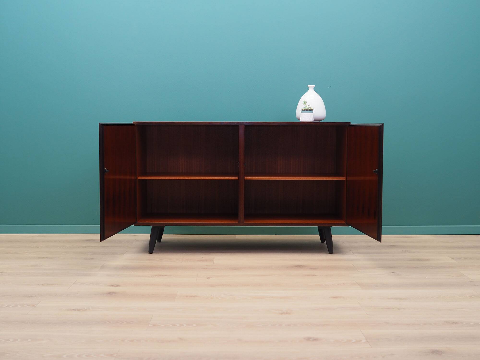 Meuble en palissandre, design danois, années 1970, fabricant : Omann Jun
