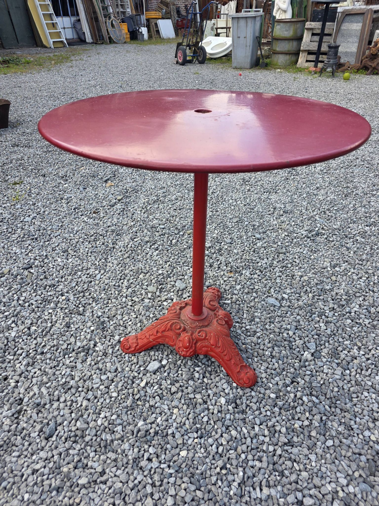 Table guéridon de bistrot en fonte et fer du XXe