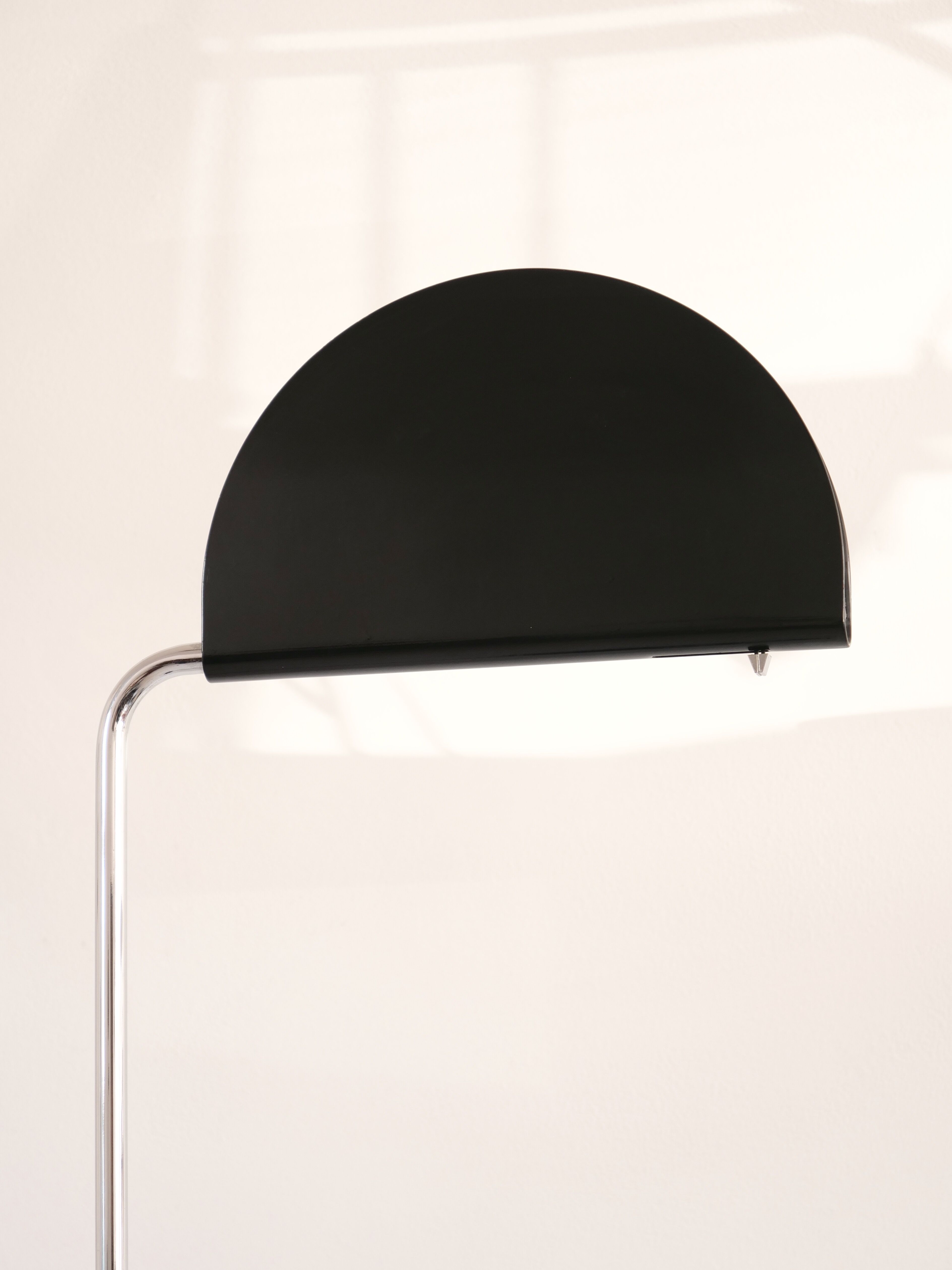 Floor lamp MezzaLuna by Bruno Gecchelin for Skipper italy