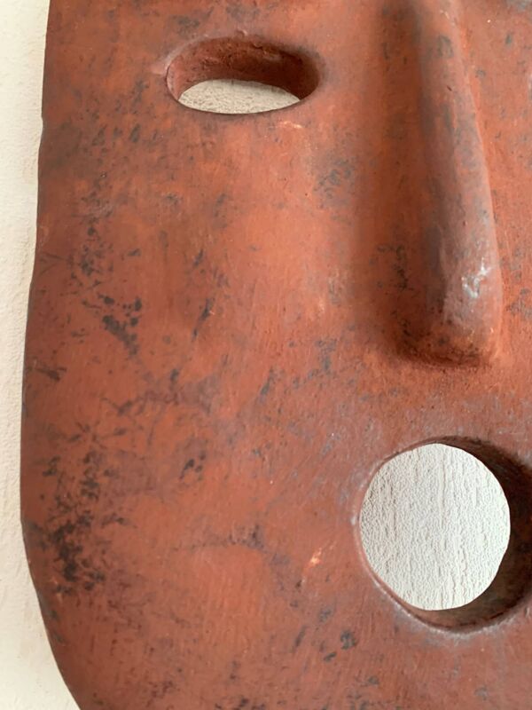Masque en terre cuite italienne, années 60