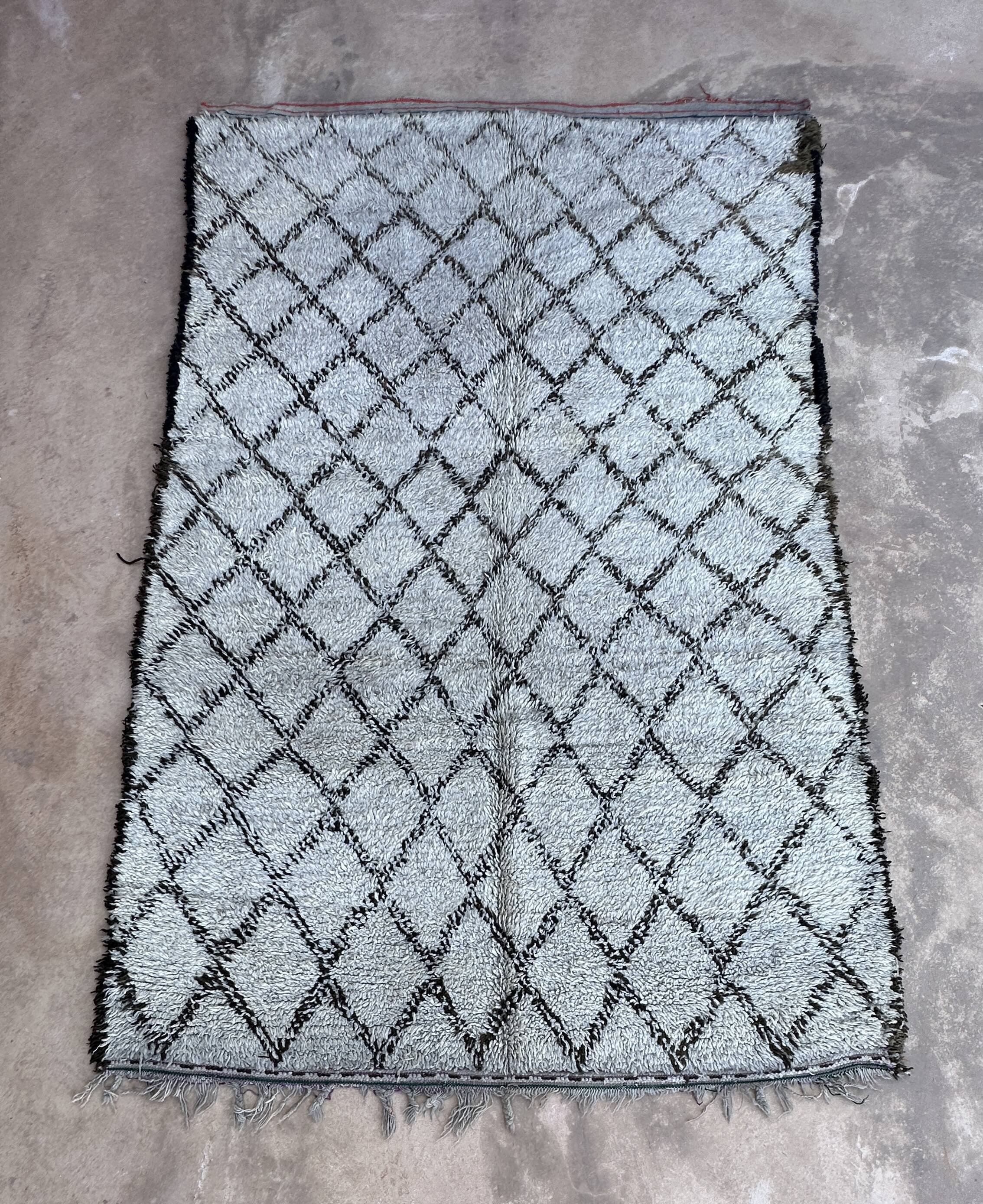 Moroccan carpet - 170 x 270 cm